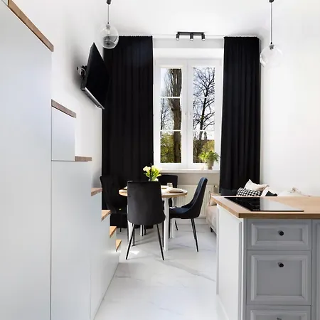 Old Town Premium By Elite *